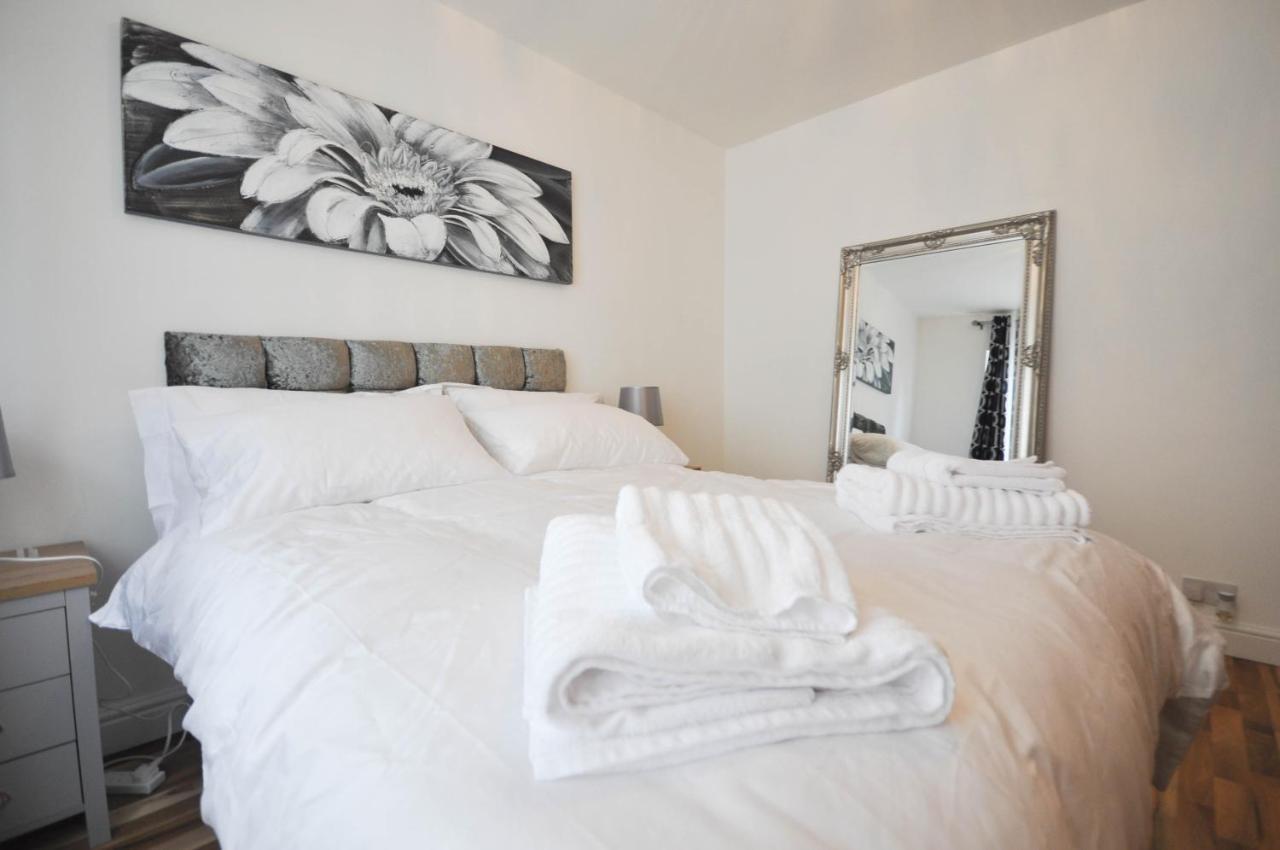 Modern 2 Bed Apartment لوتون المظهر الخارجي الصورة